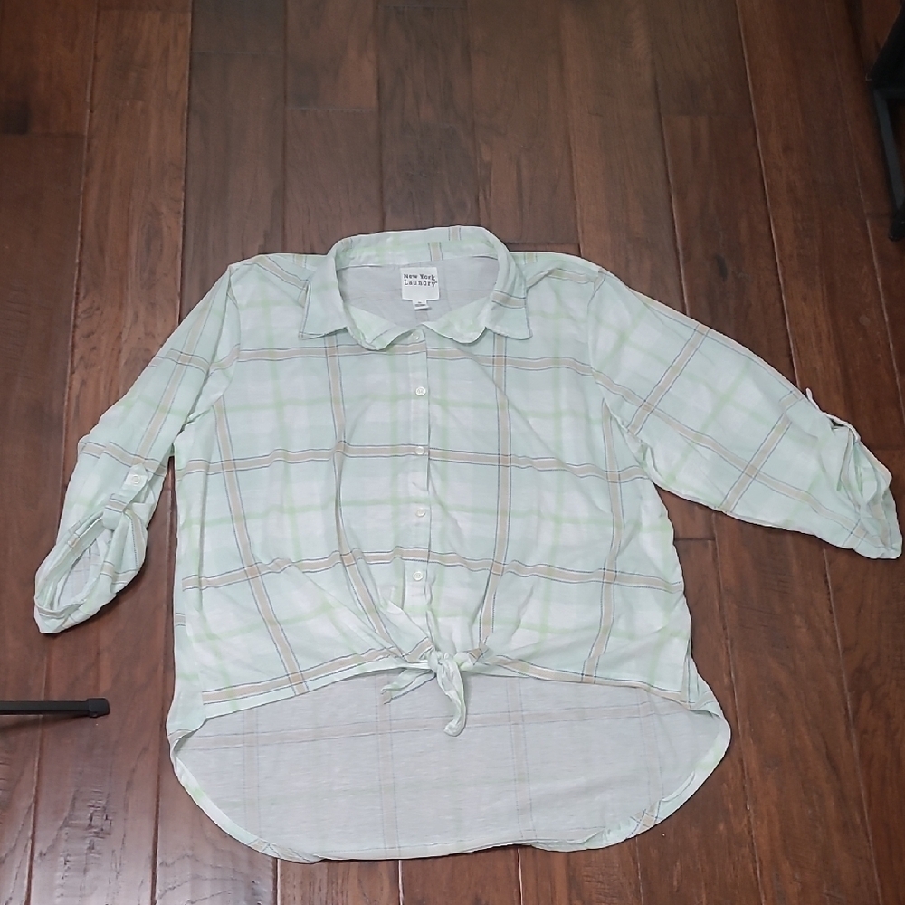 New York Laundry Green/White Plaid Button-Up Tie Front Blouse size 3X